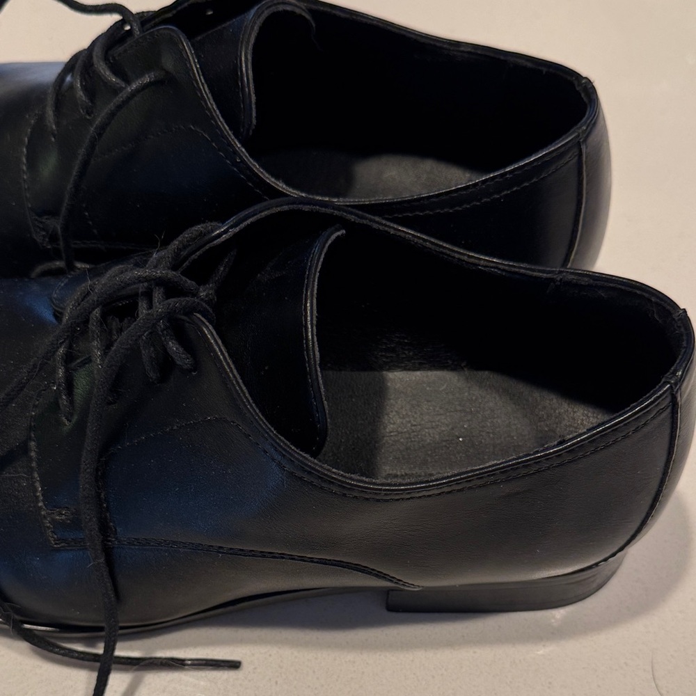Amazon Essentials Black Leather Derbys - image 5